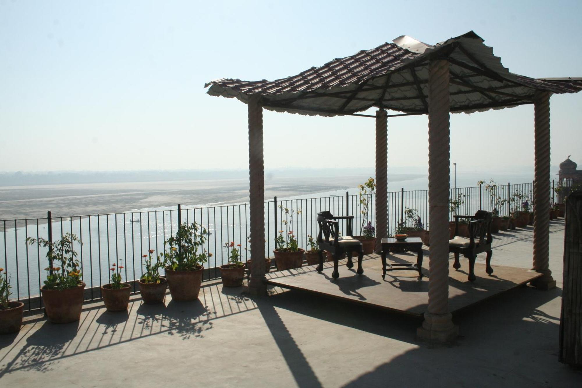 מלון ורנאסי Amritara Suryauday Haveli מראה חיצוני תמונה